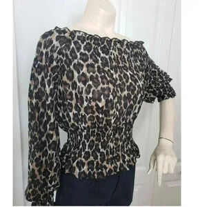 Ruffle Retro Style Blouse animal print puff sleeve top off shoulder medium